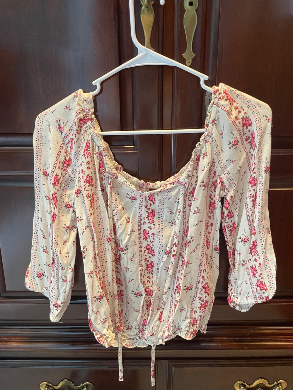 Arizona Jean Company Cream Blouse with Pink Floral Print